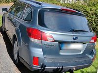 Gebraucht Subaru Outback 173 PS (127 kW) 2011 Grün Kombi