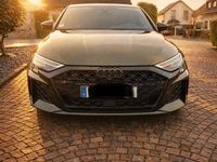 Gebraucht Audi RS3 Ambiente 400 PS (294 kW) 2024 Grün Limousine