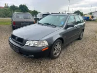 Gebraucht Volvo V40 Comfort 102 PS (75 kW) 2001 Grau Kombi