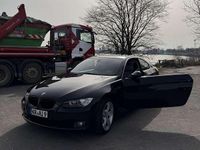 Gebraucht BMW 325 218 PS (160 kW) 2008 Schwarz Coupé