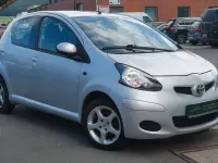 Gebraucht Toyota Aygo Cool 68 PS (50 kW) 2009 Silber Kleinwagen
