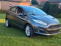 Gebraucht Ford Fiesta Trend 95 PS (69 kW) 2016 Grau Limousine