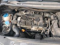 Gebraucht VW Touran 105 PS (77 kW) 2006 Schwarz Van / Kleinbus