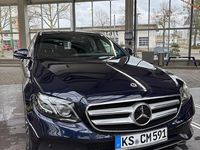 Gebraucht Mercedes E300 245 PS (180 kW) 2018 Blau Kombi