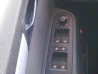 Second-hand VW Sharan 170 CP (125 kW) 2011 Alb Monovolum