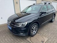 Gebraucht VW Tiguan Sound 150 PS (110 kW) 2018 Deep black perleffekt SUV