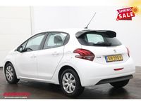 Gebraucht Peugeot 208 75 PS (55 kW) 2018 Weiß Kleinwagen