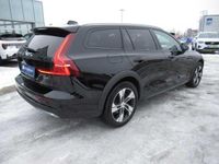 Gebraucht Volvo V60 CC 145 PS (106 kW) 2024 Kombi
