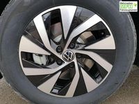 Neu VW Tiguan Life 150 PS (110 kW) 2026 Onyxweiß permutteffekt SUV