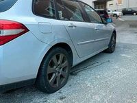 Gebraucht Renault Laguna GrandTour Expression 110 PS (80 kW) 2008 Silber Kombi