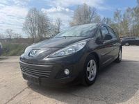 Gebraucht Peugeot 207 Forever 95 PS (69 kW) 2012 Schwarz Limousine