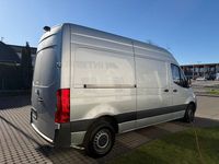 Gebraucht Mercedes Sprinter 150 PS (110 kW) 2022 Lackfarbe iridiumsilber mb 977 Van