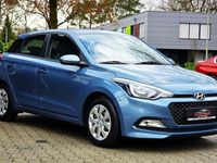 Gebraucht Hyundai i20 GO! 75 PS (55 kW) 2017 Blau Limousine