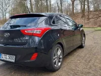 Gebraucht Hyundai i30 Passion 110 PS (80 kW) 2016 Schwarz Limousine