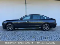 Gebraucht BMW i7 400 kW (544 PS) 2024 Sophistograu metallic Limousine