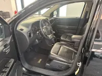 Gebraucht Jeep Compass Limited 170 PS (125 kW) 2012 Schwarz SUV