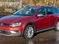 Gebraucht VW Golf Alltrack 184 PS (135 kW) 2016 Rot Kombi