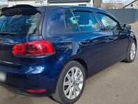 Gebraucht VW Golf VI 105 PS (77 kW) 2011 Blau Kleinwagen
