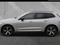 Gebraucht Volvo XC60 Plus 197 PS (144 kW) 2024 Silber SUV