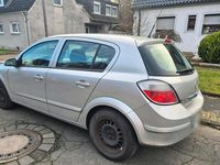 Gebraucht Opel Astra 101 PS (74 kW) 2004 Silber Kleinwagen