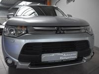 Gebraucht Mitsubishi Outlander Instyle 150 PS (110 kW) 2015 Silber SUV