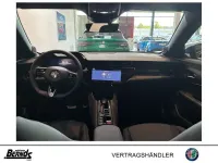 Neu Alfa Romeo GT Junior Ti 136 PS (100 kW) 2026 Schwarz Limousine