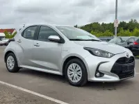Gebraucht Toyota Yaris 92 PS (67 kW) 2021 Silber Kleinwagen