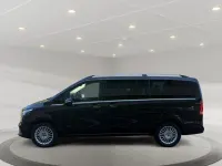 Gebraucht Mercedes V300 237 PS (174 kW) 2023 Obsidianschwarz metallic Van / Kleinbus