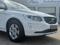 Gebraucht Volvo XC60 Momentum 150 PS (110 kW) 2016 Weiß SUV