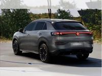 Neu VW T-Roc Style 150 PS (110 kW) 2026 Grau (wolf grey metallic) SUV