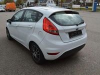 Gebraucht Ford Fiesta Trend 82 PS (60 kW) 2009 Weiß Kleinwagen