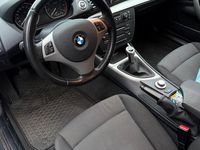 Gebraucht BMW 116 116 PS (85 kW) 2007 Grau Kleinwagen
