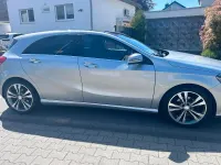 Gebraucht Mercedes A180 122 PS (89 kW) 2013 Silber Kleinwagen