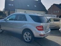 Gebraucht Mercedes ML300 2010 Silber SUV