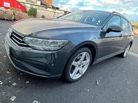 Gebraucht VW Passat 120 PS (88 kW) 2020 Grau Kombi