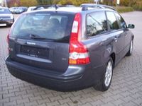 Gebraucht Volvo V50 Kinetic 140 PS (102 kW) 2004 Grau metallic Kombi