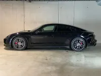 Gebraucht Porsche Taycan GTS 439 kW (598 PS) 2022 Schwarz Limousine