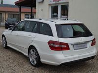 Gebraucht Mercedes E250 AMG 204 PS (150 kW) 2010 Calcitweiss  unilack Kombi