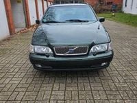 Gebraucht Volvo V70 140 PS (102 kW) 2000 Grün Kombi