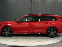 Gebraucht VW Passat Style 150 PS (110 kW) 2024 Chilirot metallic Kombi