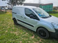 Gebraucht Citroën Berlingo 99 PS (72 kW) 2017 Silber Van / Kleinbus