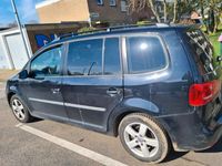 gebraucht VW Touran Benzin 1,4