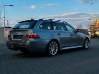 Gebraucht BMW 525 177 PS (130 kW) 2005 Silber Kombi