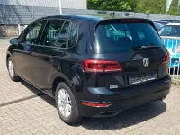 Gebraucht VW Golf Sportsvan Trendline 86 PS (63 kW) 2018 Schwarz Van / Kleinbus