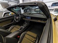 Neu Porsche 992 541 PS (397 kW) 2026 Grün Cabrio