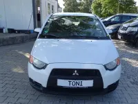 Gebraucht Mitsubishi Colt 75 PS (55 kW) 2010 Weiß Kleinwagen
