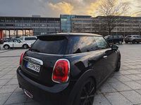 Second-hand Mini ONE 102 CP (75 kW) 2014 Negru Hatchback