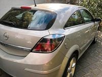 Gebraucht Opel Astra GTC 125 PS (91 kW) 2005 Silber Coupé