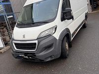 Gebraucht Peugeot Boxer 163 PS (119 kW) 2018 Weiß Van