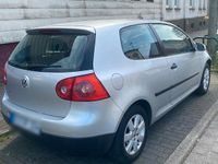 Gebraucht VW Golf V 75 PS (55 kW) 2004 Silber Kleinwagen
